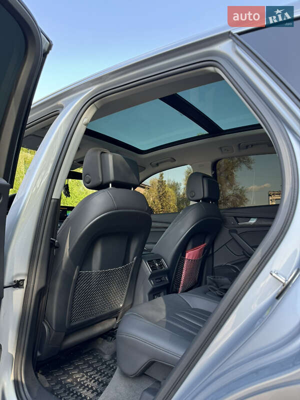 Внедорожник / Кроссовер Audi Q5 2018 в Каменском