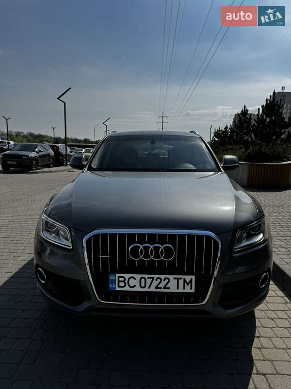 Позашляховик / Кросовер Audi Q5 2014 в 