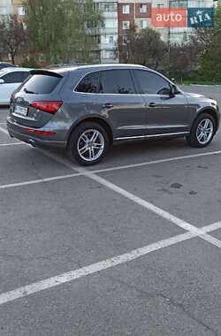 Позашляховик / Кросовер Audi Q5 2013 в 