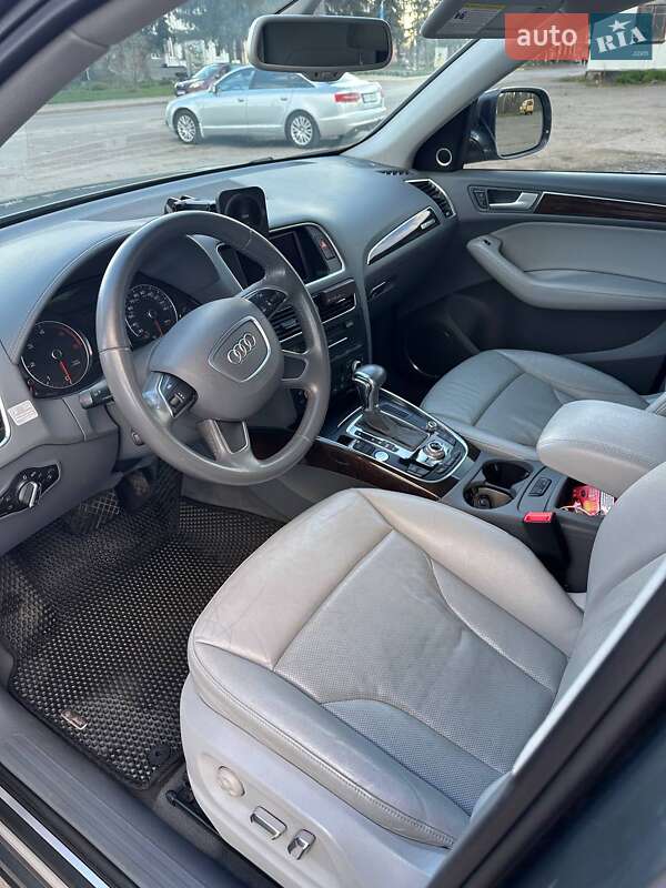 Внедорожник / Кроссовер Audi Q5 2014 в Дубно