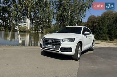Позашляховик / Кросовер Audi Q5 2019 в 