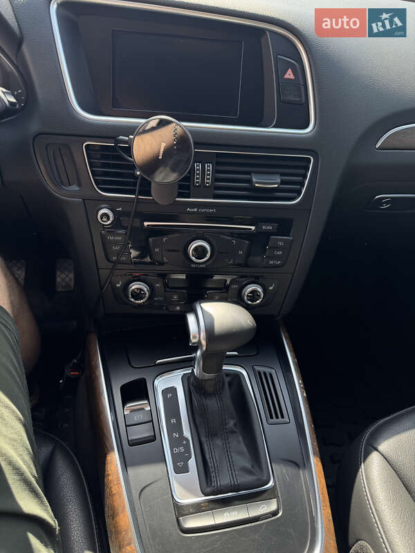 Внедорожник / Кроссовер Audi Q5 2013 в Львове