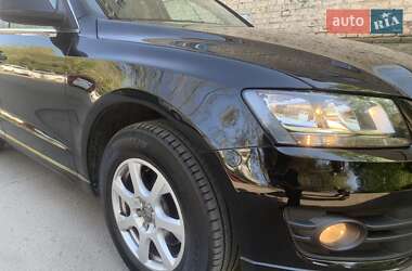Внедорожник / Кроссовер Audi Q5 2011 в 