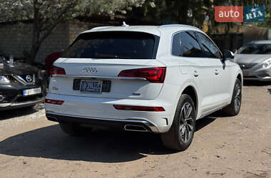 Внедорожник / Кроссовер Audi Q5 2021 в 