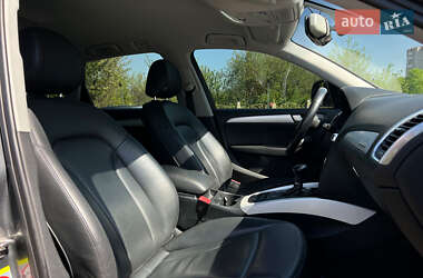 Внедорожник / Кроссовер Audi Q5 2012 в 
