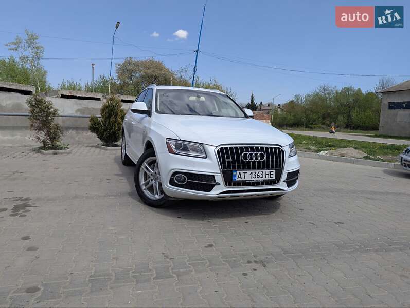 Позашляховик / Кросовер Audi Q5 2012 в 