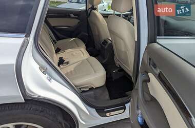 Позашляховик / Кросовер Audi Q5 2012 в 