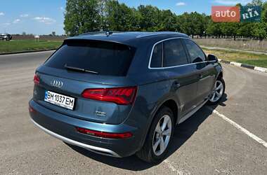 Позашляховик / Кросовер Audi Q5 2017 в 