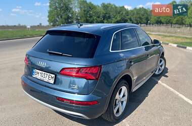 Позашляховик / Кросовер Audi Q5 2017 в 