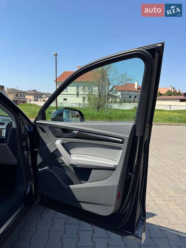 Внедорожник / Кроссовер Audi Q5 2018 в Одессе фото 25 Внедорожник / Кроссовер Audi Q5 2018 в Одессе