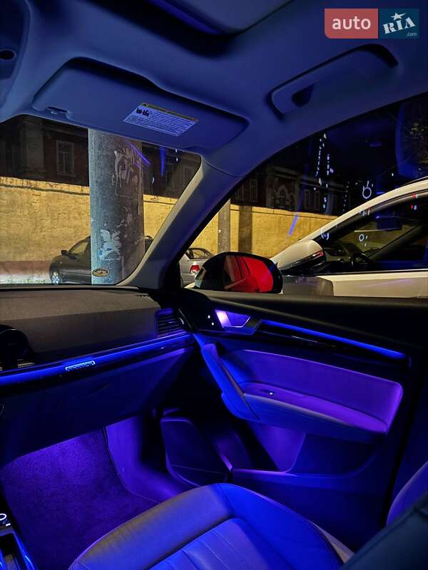 Внедорожник / Кроссовер Audi Q5 2018 в Одессе фото 39 Внедорожник / Кроссовер Audi Q5 2018 в Одессе