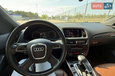 Внедорожник / Кроссовер Audi Q5 2011 в 