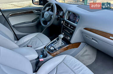 Внедорожник / Кроссовер Audi Q5 2016 в 