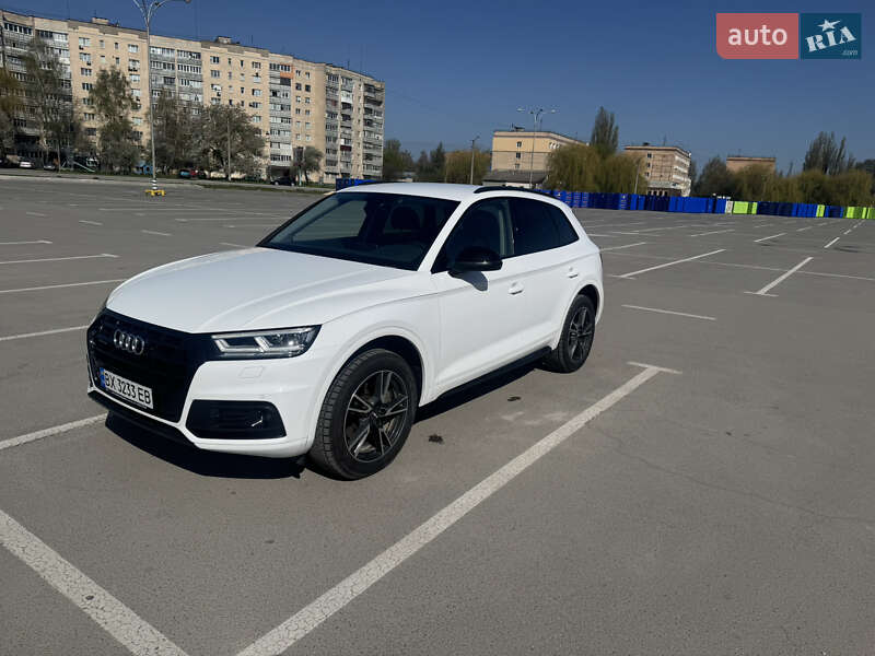 Внедорожник / Кроссовер Audi Q5 2019 в Каменец-Подольском