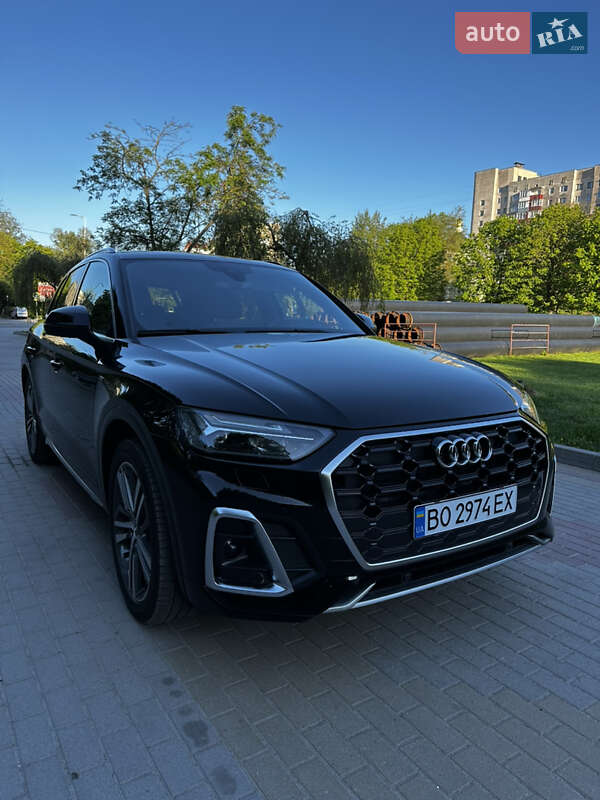 Внедорожник / Кроссовер Audi Q5 2022 в Тернополе