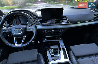 Внедорожник / Кроссовер Audi Q5 2022 в 