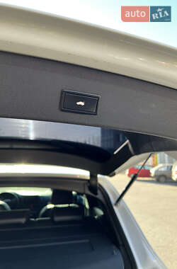Внедорожник / Кроссовер Audi Q5 2011 в 