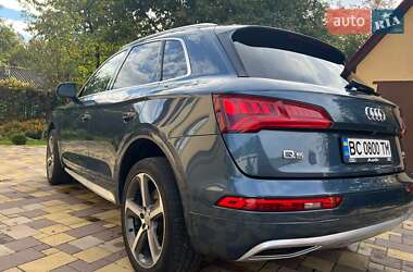 Внедорожник / Кроссовер Audi Q5 2018 в 