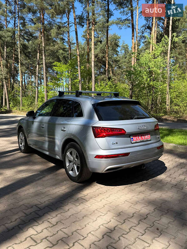 Позашляховик / Кросовер Audi Q5 2018 в Новояворівську