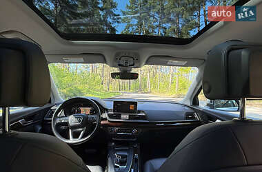Внедорожник / Кроссовер Audi Q5 2018 в 
