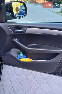 Внедорожник / Кроссовер Audi Q5 2010 в 