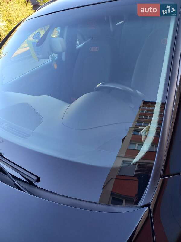 Внедорожник / Кроссовер Audi Q5 2010 в Тернополе