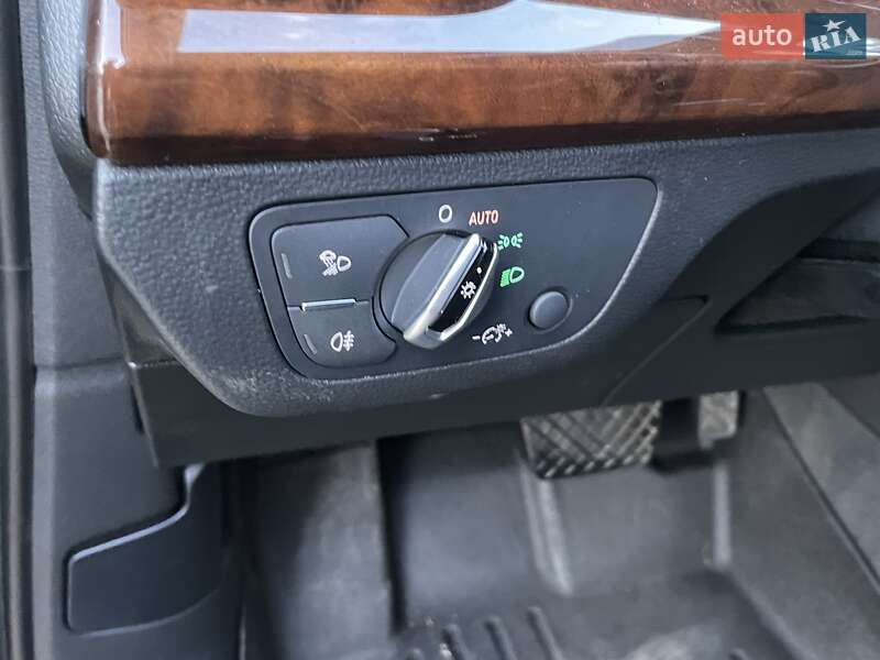 Позашляховик / Кросовер Audi Q5 2018 в Луцьку