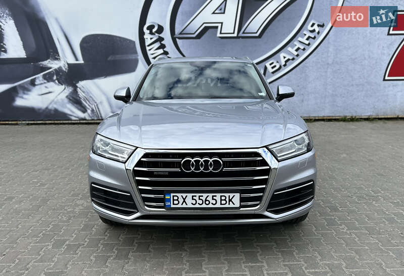 Внедорожник / Кроссовер Audi Q5 2017 в Хмельницком