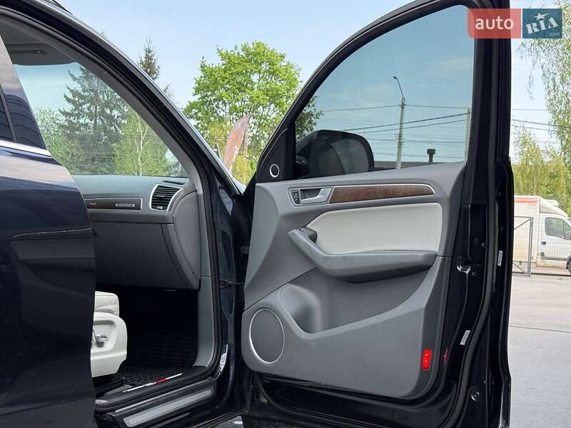 Внедорожник / Кроссовер Audi Q5 2015 в Ровно