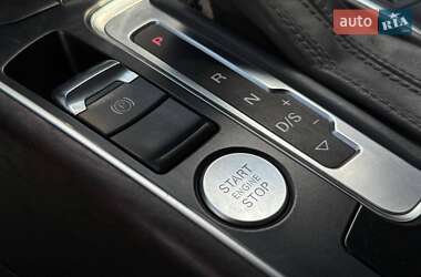 Внедорожник / Кроссовер Audi Q5 2015 в 