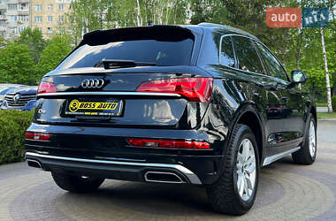 Внедорожник / Кроссовер Audi Q5 2023 в 