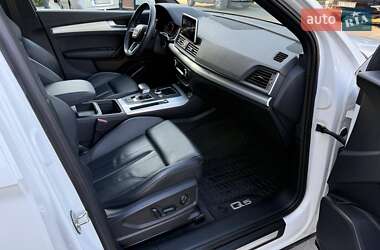 Внедорожник / Кроссовер Audi Q5 2017 в 