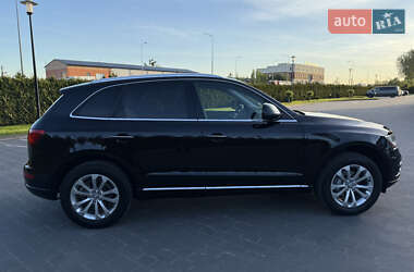 Позашляховик / Кросовер Audi Q5 2016 в 