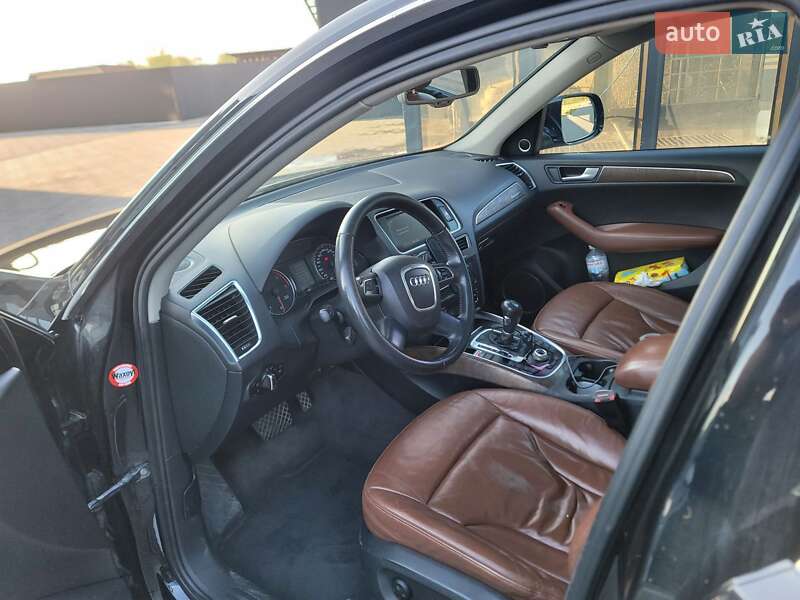 Внедорожник / Кроссовер Audi Q5 2011 в Ивано-Франковске