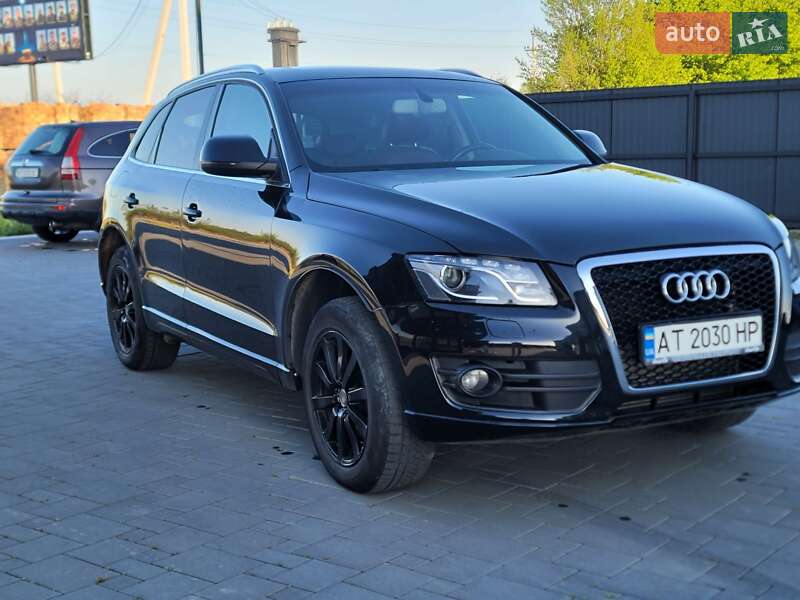 Внедорожник / Кроссовер Audi Q5 2011 в Ивано-Франковске