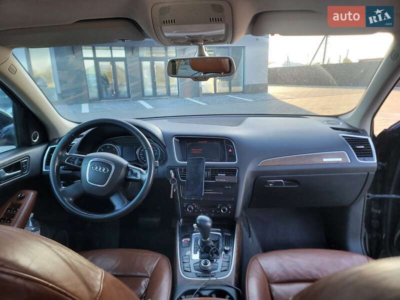 Внедорожник / Кроссовер Audi Q5 2011 в Ивано-Франковске