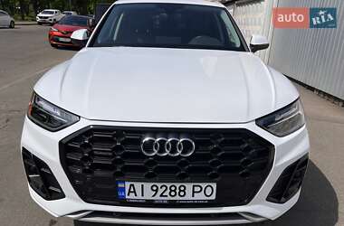 Позашляховик / Кросовер Audi Q5 2022 в 