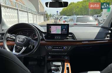 Позашляховик / Кросовер Audi Q5 2022 в 