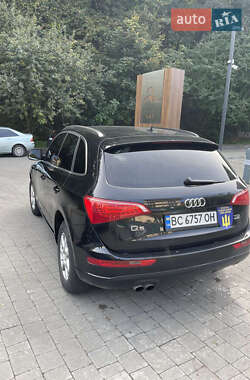 Позашляховик / Кросовер Audi Q5 2011 в 