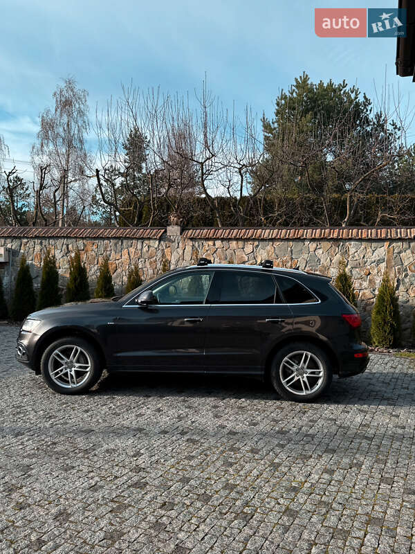 Внедорожник / Кроссовер Audi Q5 2015 в Львове