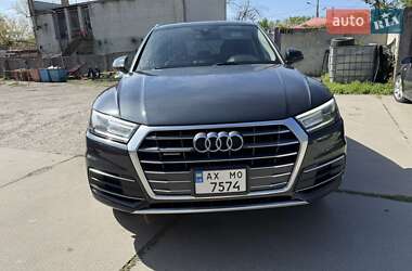 Внедорожник / Кроссовер Audi Q5 2018 в Харькове