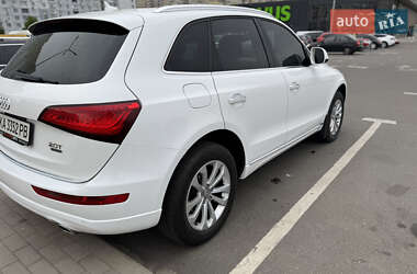 Внедорожник / Кроссовер Audi Q5 2015 в 