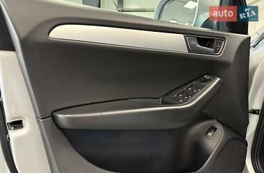 Внедорожник / Кроссовер Audi Q5 2011 в 
