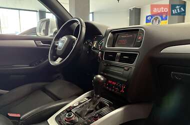 Внедорожник / Кроссовер Audi Q5 2011 в 