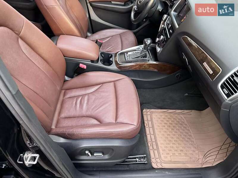 Внедорожник / Кроссовер Audi Q5 2015 в Ровно