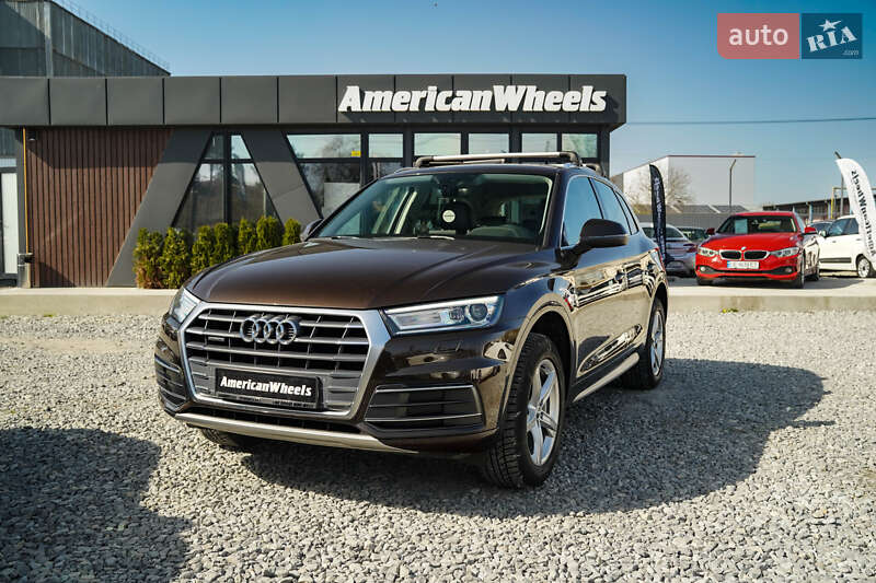 Внедорожник / Кроссовер Audi Q5 2017 в 