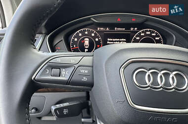Внедорожник / Кроссовер Audi Q5 2018 в 
