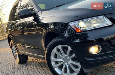 Позашляховик / Кросовер Audi Q5 2015 в 