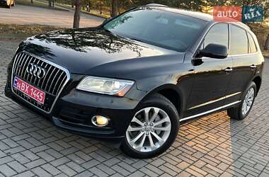 Позашляховик / Кросовер Audi Q5 2015 в 