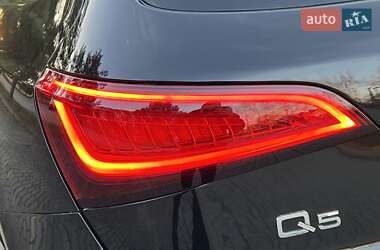 Позашляховик / Кросовер Audi Q5 2015 в 